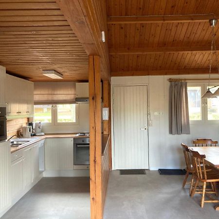 Familie Meys Chalets - Chalet 249 - La Boverie Rendeux Екстериор снимка
